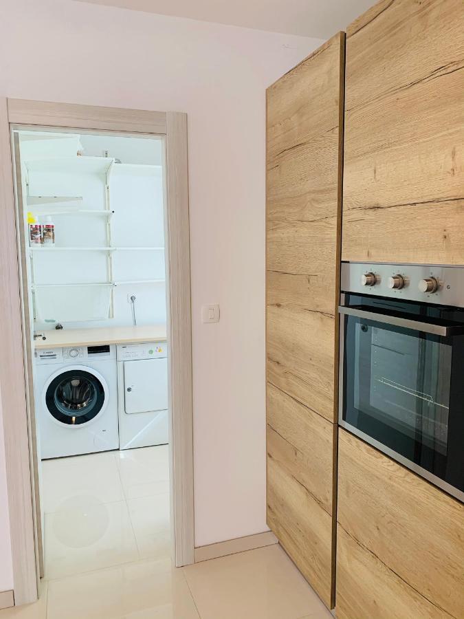 Apartman Marley Apartment Кострена Екстериор снимка