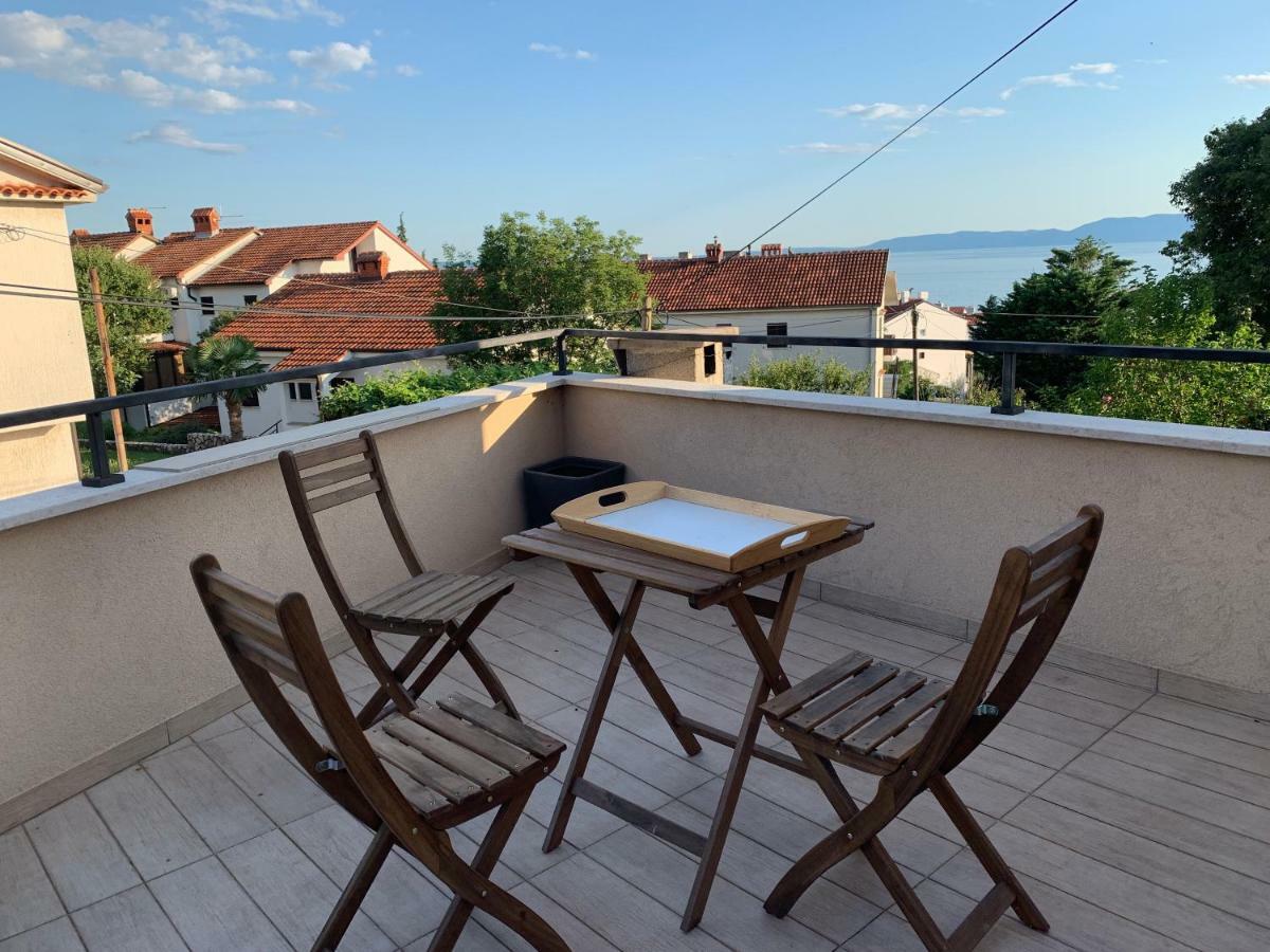 Apartman Marley Apartment Кострена Екстериор снимка