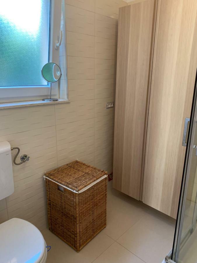 Apartman Marley Apartment Кострена Екстериор снимка
